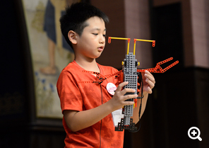 北 朋宜くん（ザリガニロボット）
新栄町教室/小学4年生