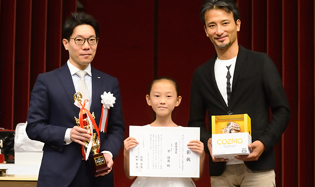 ベーシックコースの部　最優秀賞 広東・東莞教室 甘鈺茜さん（小3） ロボットタイトル『馬車（倣生機械馬車）』画像01