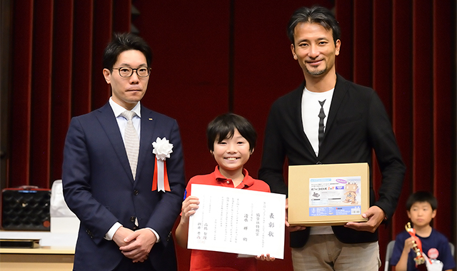 協賛社特別賞 東京・ららぽーと立川立飛教室 清水 輝君（小6） ロボットタイトル『やぶさめロボ』画像01