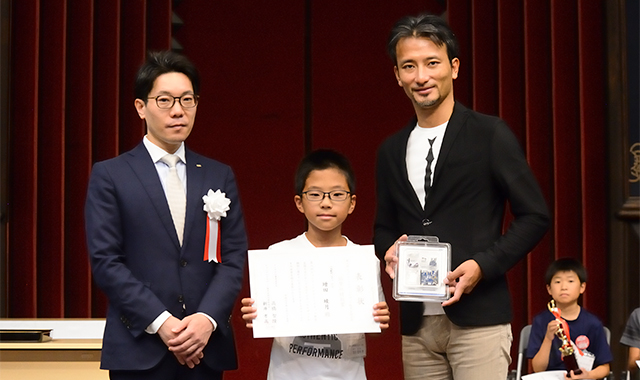 協賛社特別賞 兵庫・川西駅前パルティ教室 増田 睦月君（小5） ロボットタイトル『自動ドアロボ』画像01