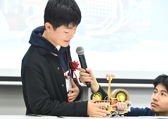 大阪府　寝屋川駅前教室　新家 知也 君（14歳）写真
